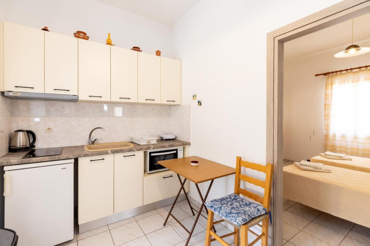 קמרס Peris Rooms מראה חיצוני תמונה