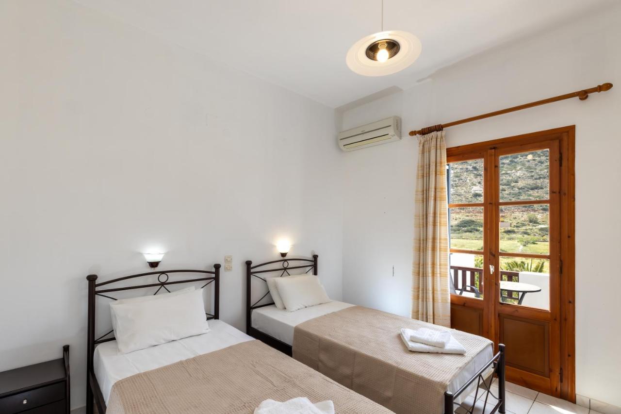 קמרס Peris Rooms מראה חיצוני תמונה