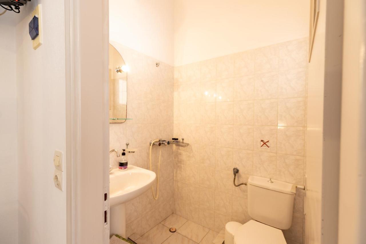 קמרס Peris Rooms מראה חיצוני תמונה