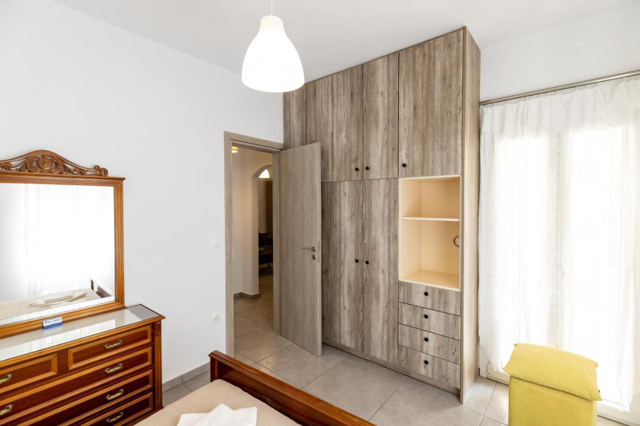 קמרס Peris Rooms מראה חיצוני תמונה