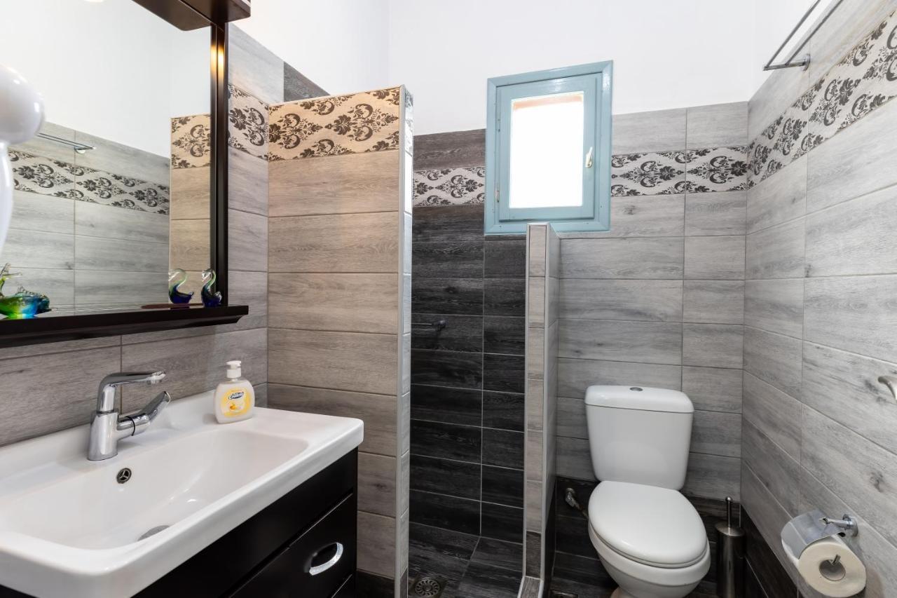 קמרס Peris Rooms מראה חיצוני תמונה