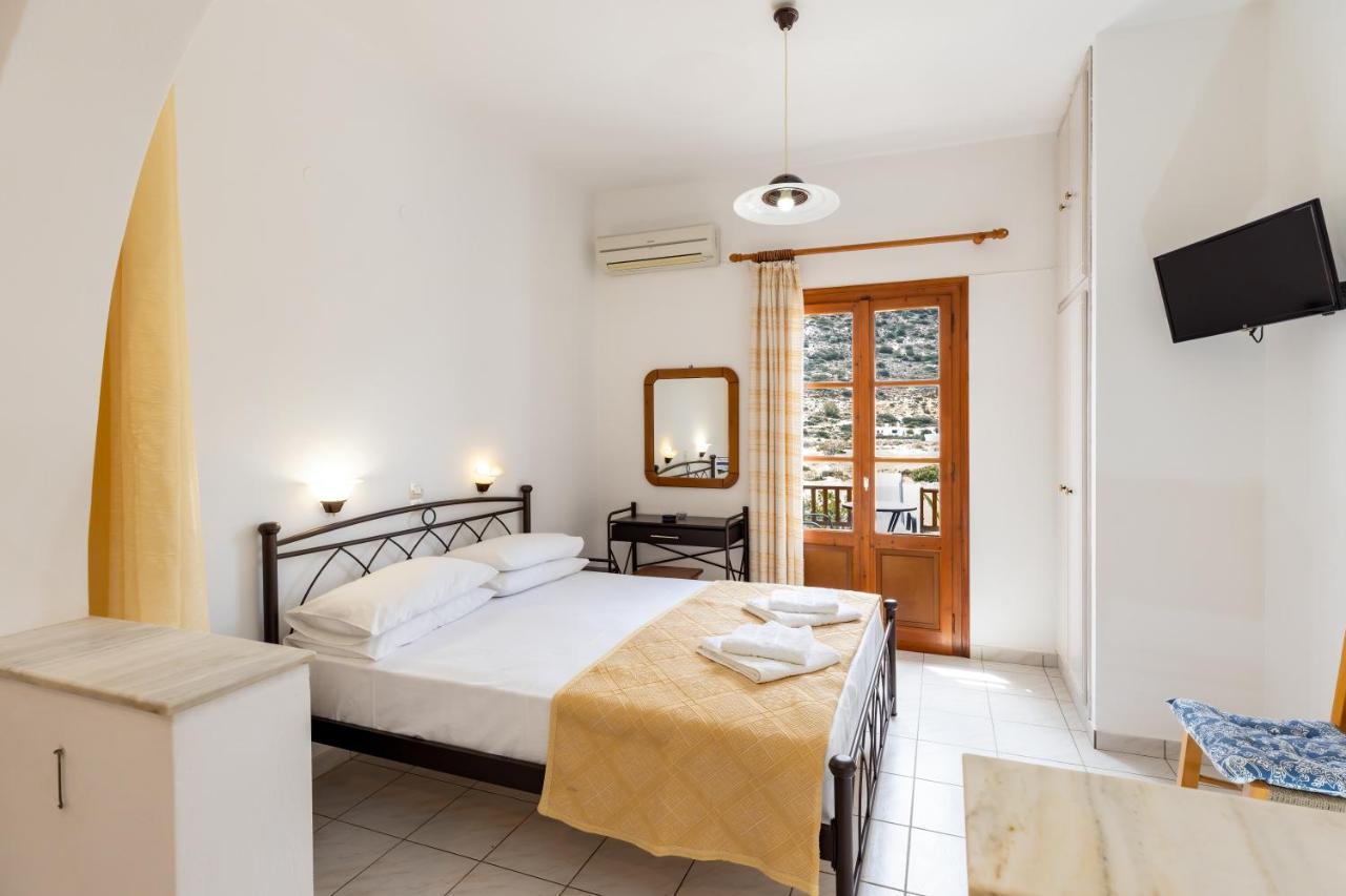 קמרס Peris Rooms מראה חיצוני תמונה