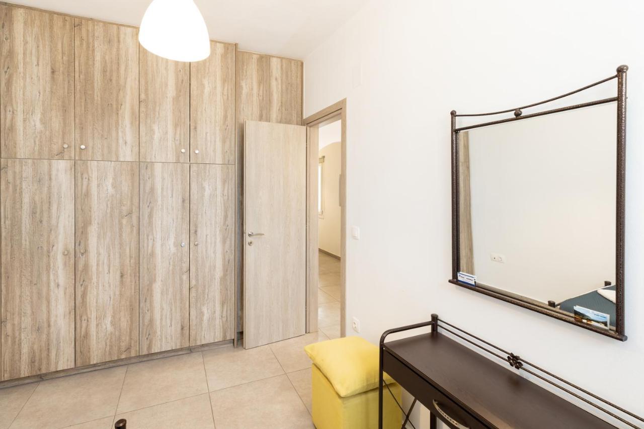 קמרס Peris Rooms מראה חיצוני תמונה