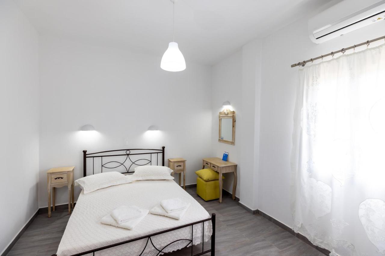 קמרס Peris Rooms מראה חיצוני תמונה