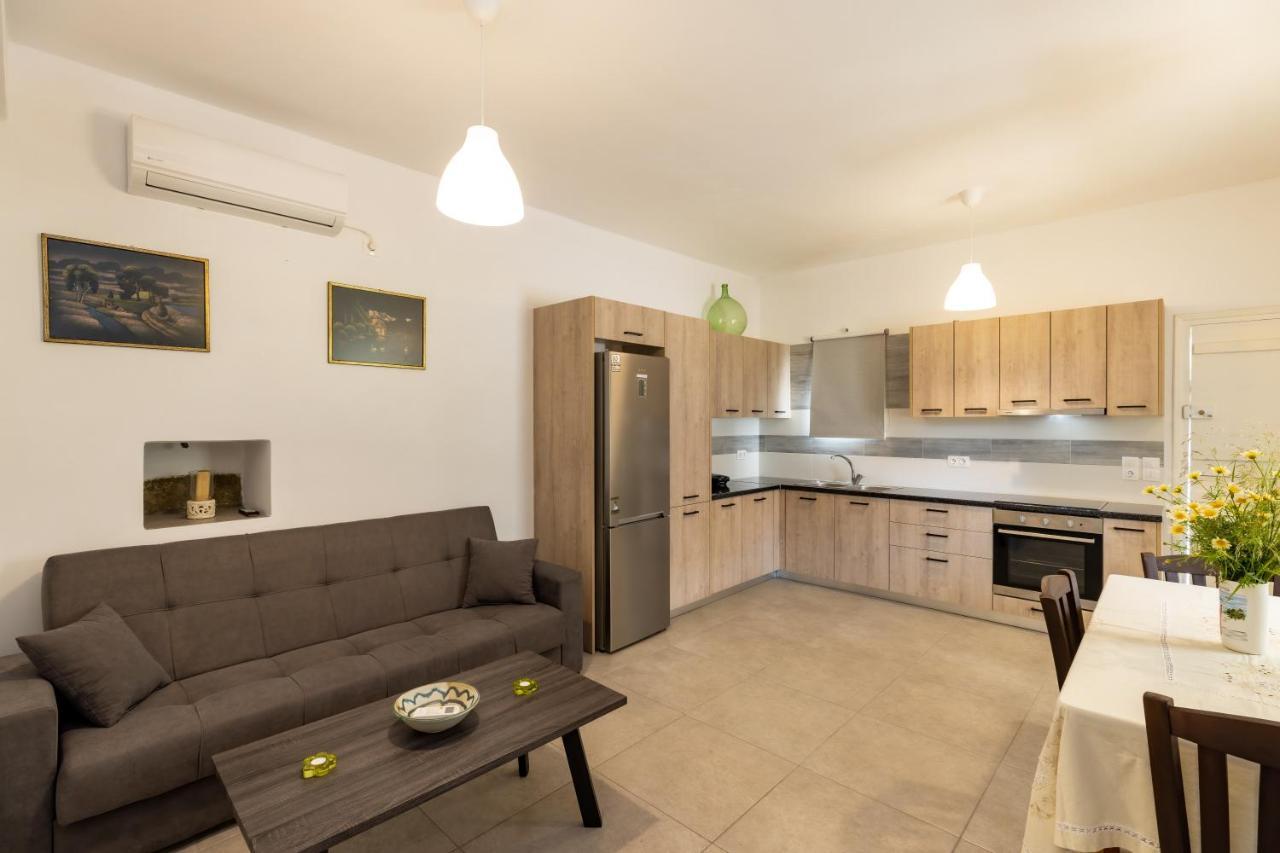 קמרס Peris Rooms מראה חיצוני תמונה